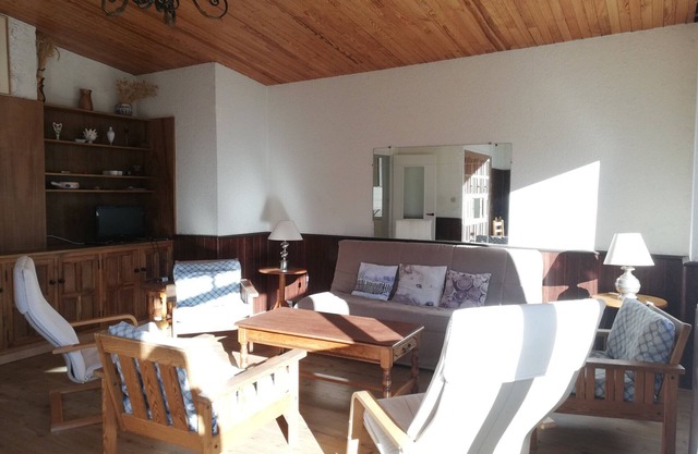 3 Rooms 8 Pers. South/West with Terrace and Piste Views