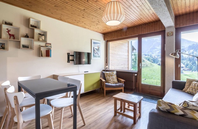 3 rooms, terrace, parking in La Clusaz