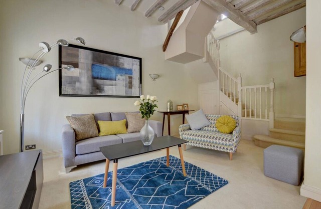 3 Stable Mews - Two Bedroom House, Sleeps 4