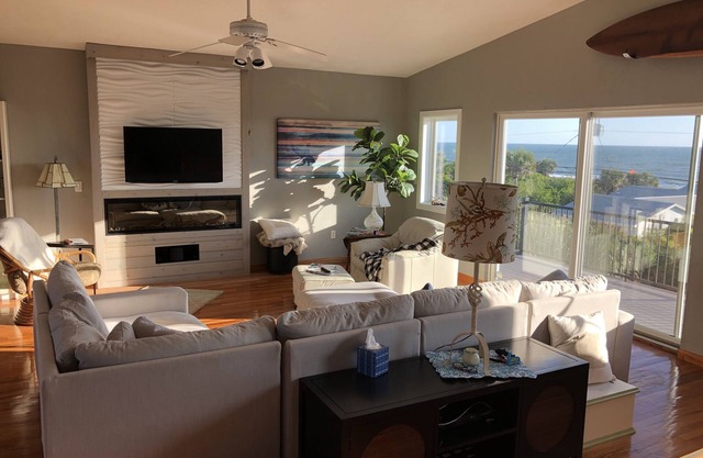 3 Story Panoramic Ocean Views