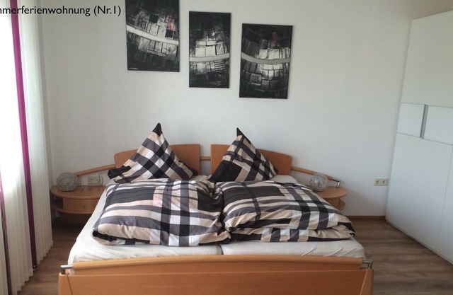 3-Zimmerferienwohnung, 70qm mit 2 Schlafräume und Balkon für max. 4 Personen