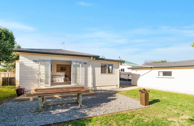 30 Cologne - Martinborough Holiday Home
