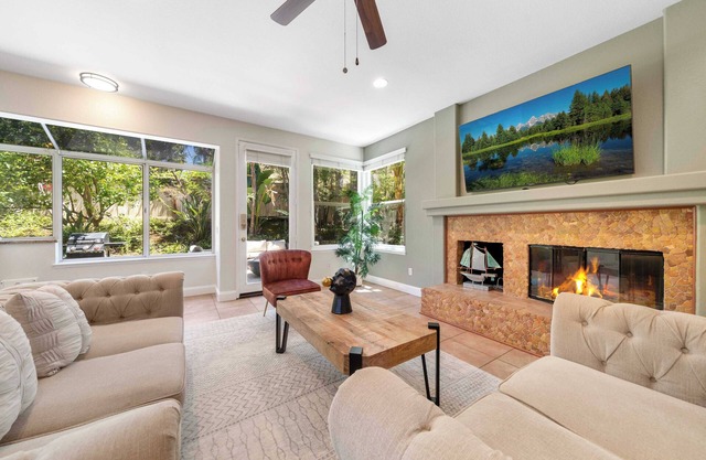 30 nights min｜Garage Access｜Pet friendly｜Gourmet Kitchen｜Wide Backyard #42198