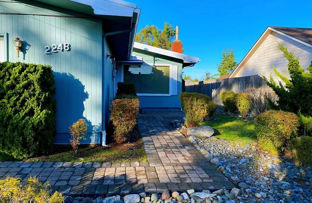 30% OFF Monthly Stay Convenient Location