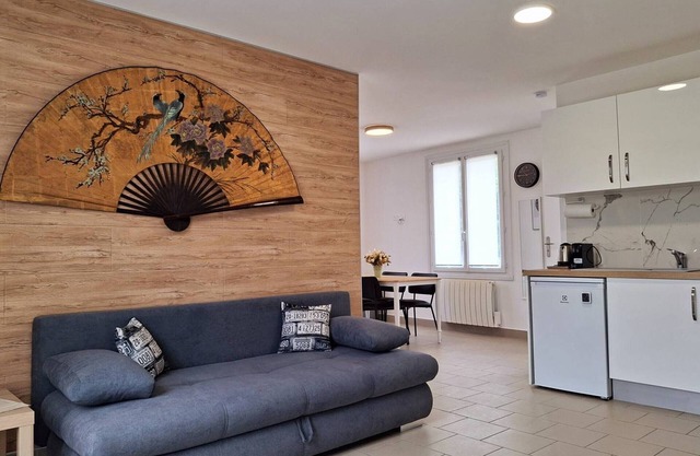 300m from the beach, charm and tranquility in Merville-Franceville