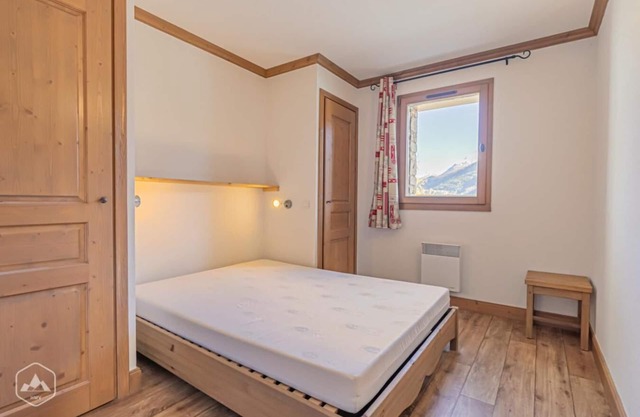 300m from ski slopes, floor -2, fitness, balcony, tv, ski locker, 50m², Aussois
