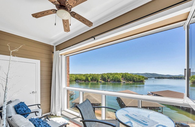 #336 Pointe - 2 Bedroom Lakefront Condo at Mariners SML