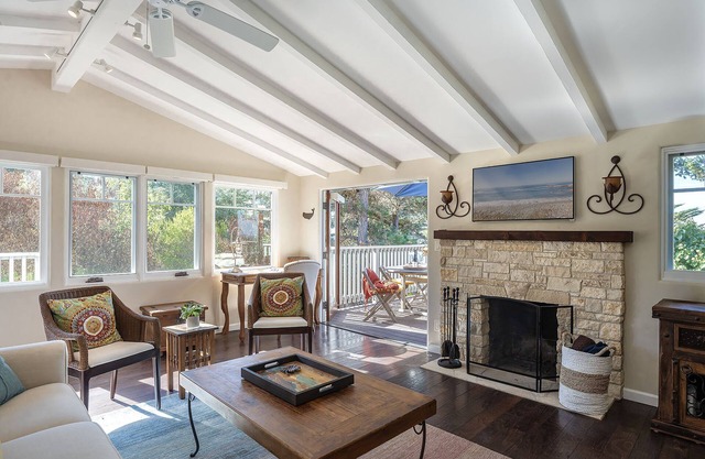 3912 Ocean Stroll - Near Downtown and the Beach