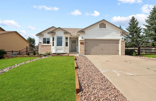 (3Bd 2Ba) 279 Misty Creek Dr, Monument, · Mountain Views, Family Friendly, Close to AFA!