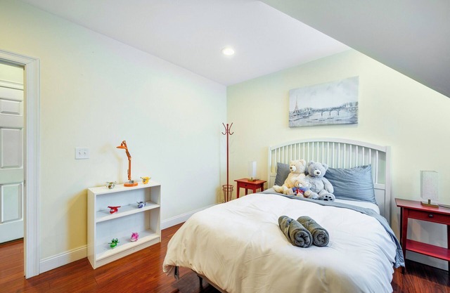 3BD/Free Parking/Stocked Kitchen/10 min -> Boston