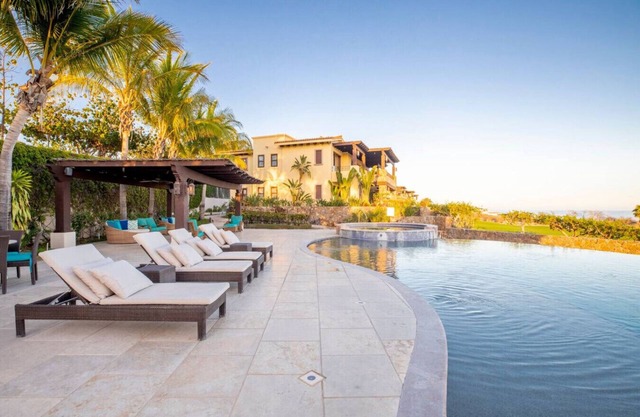 3BD Golf Front - Hot Tub & Beach Club in PLC