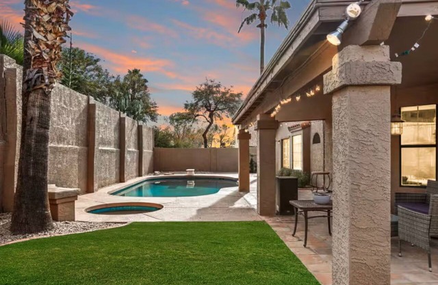 3BR Spacious Scottsdale Home w/Hot Tub & Pool!