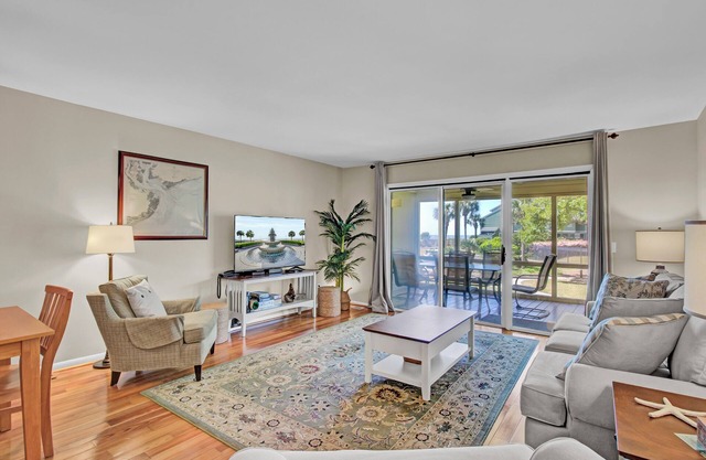 3C Mariners Walk by AvantStay | Beach & Pool Access, Enclosed Porch