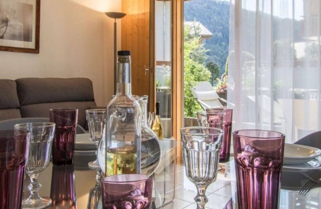 4/6p apartment with quiet terrace, close to ski resorts