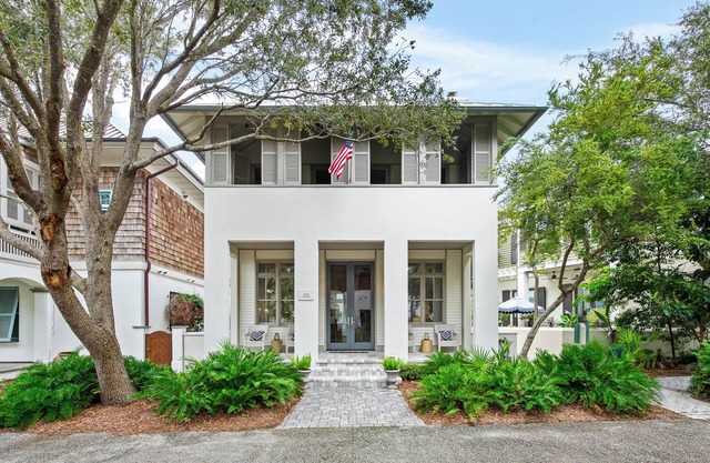 4 Bed Main Home South of 30A in Rosemary Steps to the Beach, Pools + Town Square