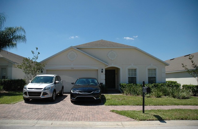 4 Bedroom 3 bathroom Executive Villa. Gorgeous view from the pool deck.