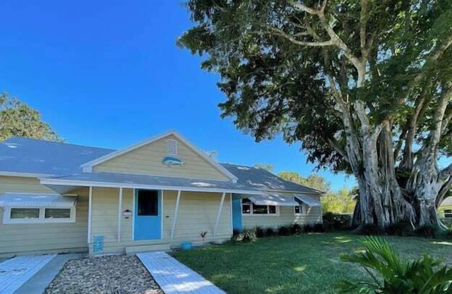 4 Bedroom 651183 by Houzlet