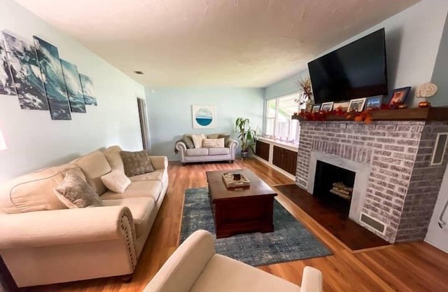 4 Bedroom 813444 by Houzlet