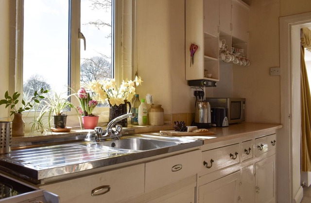 4 bedroom accommodation in Lower Bockhampton, near Dorchester