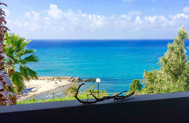 4 bedroom accommodation in Briatico