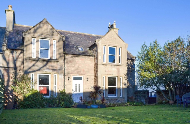 4 bedroom accommodation in Nairn