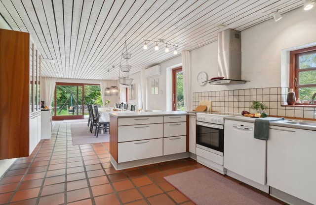 4 bedroom accommodation in Samsø