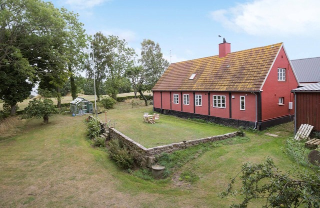 4 bedroom amazing home in Nexø