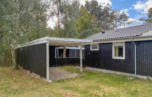 4 Bedroom Beautiful Home In Store Fuglede
