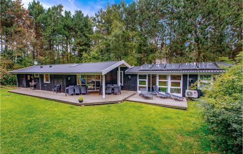 4 Bedroom Cozy Home In Nykøbing Sj