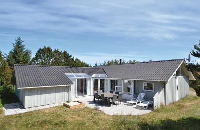 4 bedroom gorgeous home in Fjerritslev
