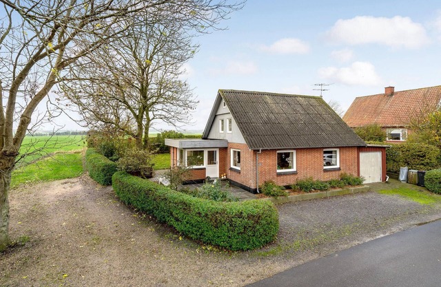 4 bedroom gorgeous home in Nykøbing M