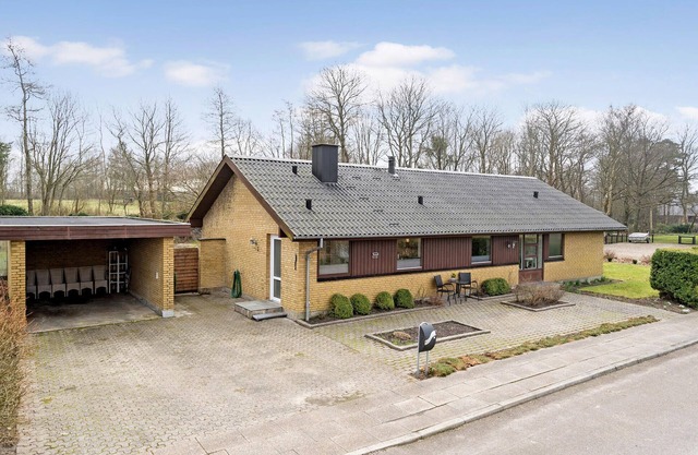4 bedroom gorgeous home in Holstebro
