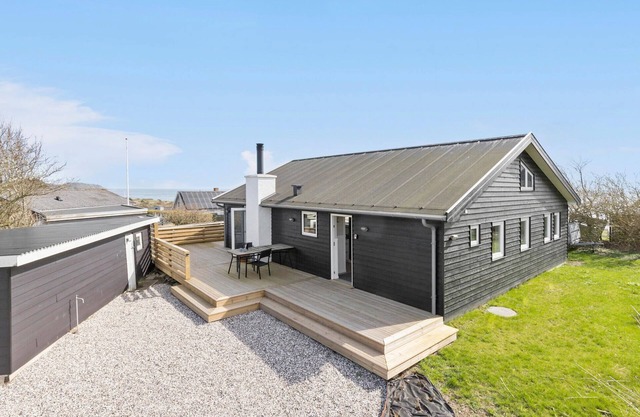 4 bedroom gorgeous home in Ebeltoft