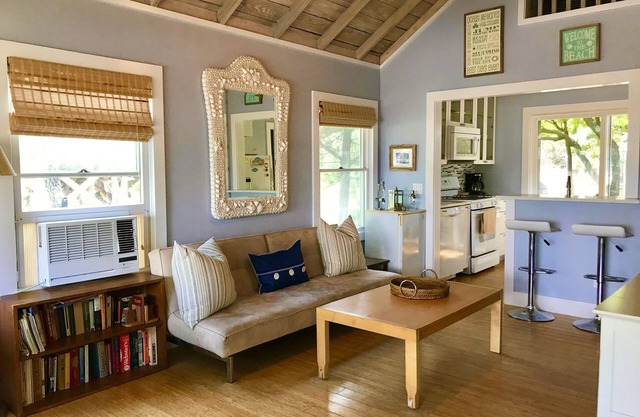4 Bedroom Home Steps from the Ocean