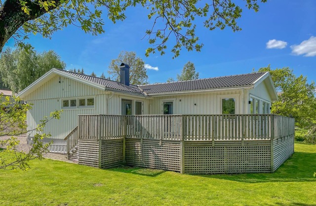 4 bedroom nice home in äspered