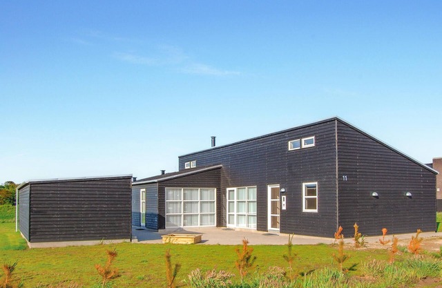 4 bedroom stunning home in Løkken