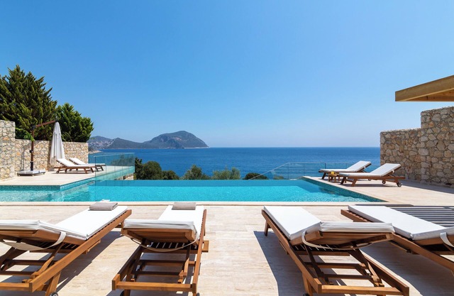 4-bedroom villa in delightful Antalya with WiFi, AC. Enjoy your stay WE2