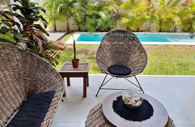 4 Bedroom Villa with Big Patio & Private Pool