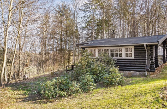 4 person holiday home in Frederiksværk-By Traum