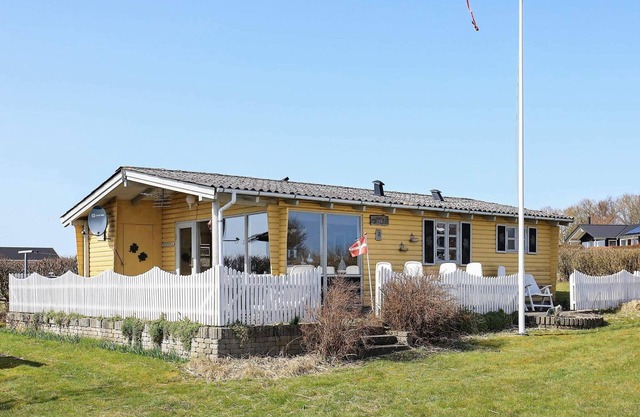 4 person holiday home in Snedsted-By Traum