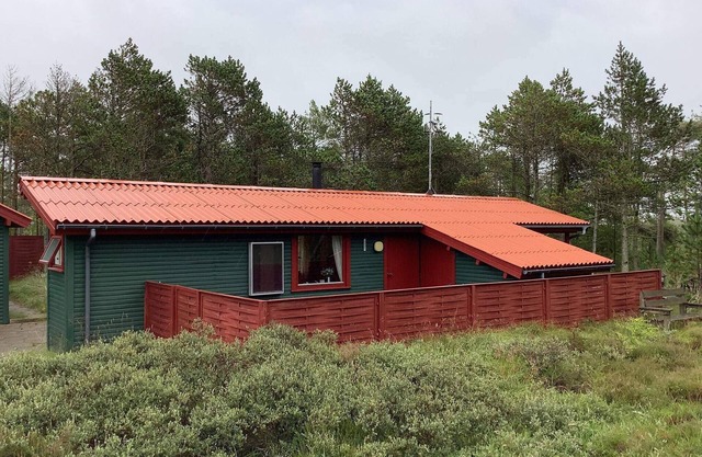 4 person holiday home in Thisted-By Traum