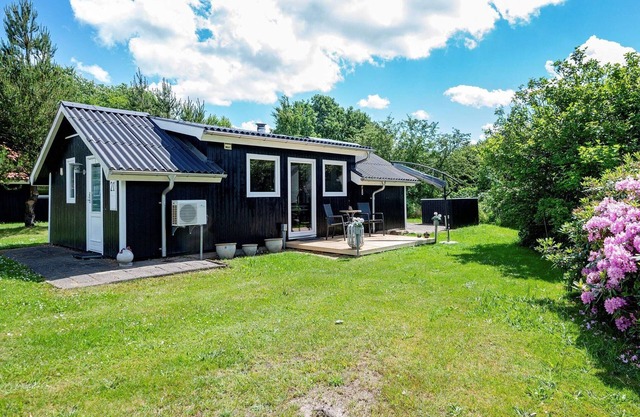 4 person holiday home in Hovborg-By Traum