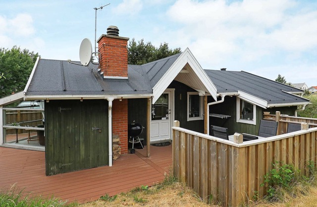 4 person holiday home in Thisted-By Traum