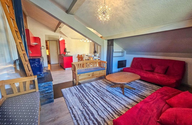 4-room apartment for 6 to 8 people, at the foot of the slopes in Saint-Martin-de-Belleville