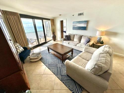 4075 Beachside One