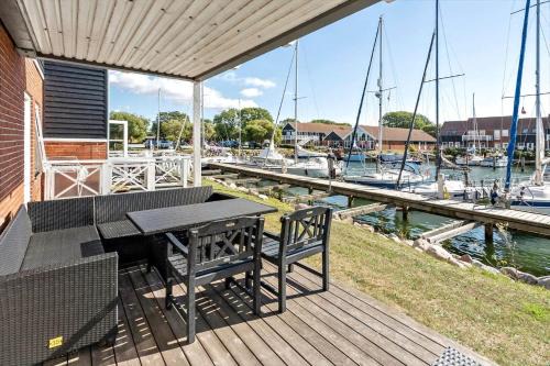 4135-Borre-Klintholm-Havneby-35-st