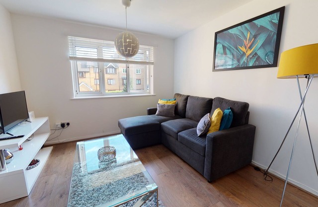 4Guests-Parking-2BR-FamilyFriendly