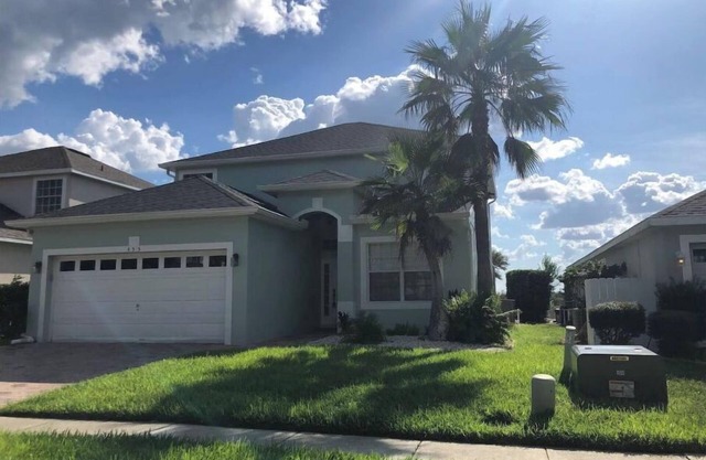 5 Bed 3 Bath Villa On Golf Course Near Disney/Universal/MCO