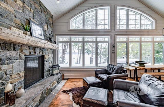 5 Bedroom, 5 Bath, Quiet Bruce Lake, Heart of the Muskoka's! Brand New Build!