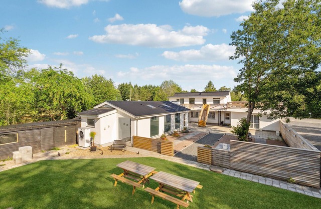5 bedroom amazing home in Herning